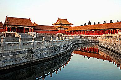 开启生存之旅《冬日幸存者》免费序章将于2月6日上线